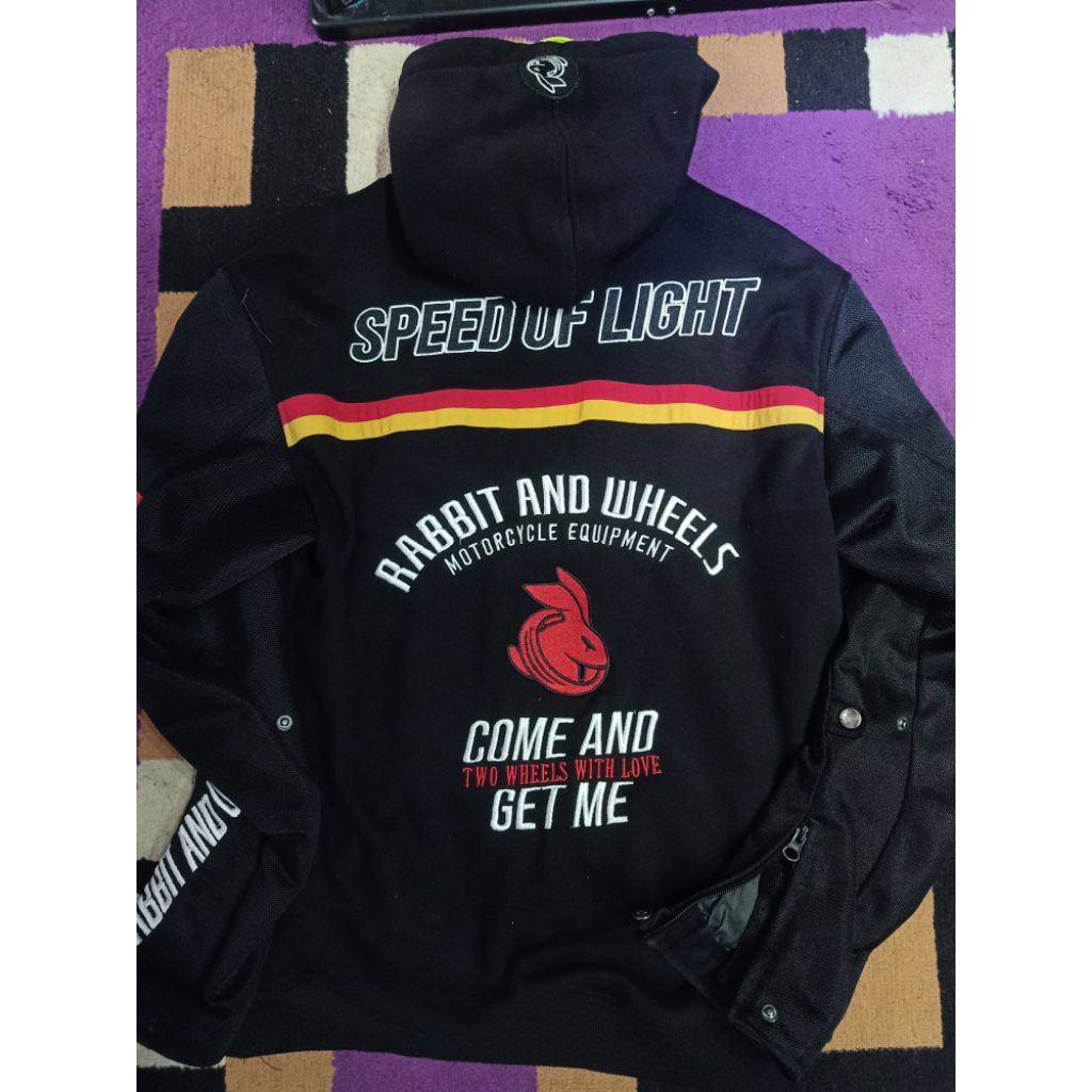 RABBIT AND WHEELS Jacket