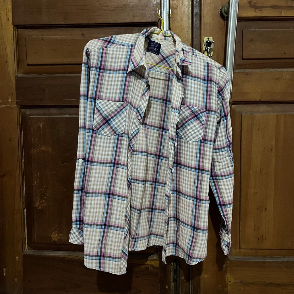 PRELOVED KEMEJA SALUR