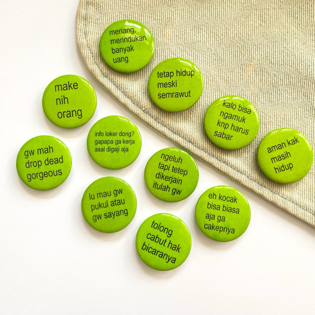 [READY] BRAT Pin Button Lucu