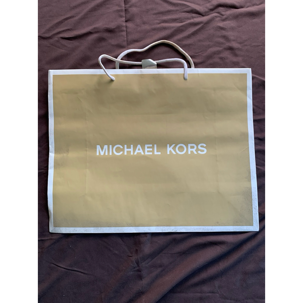 PAPERBAGMK