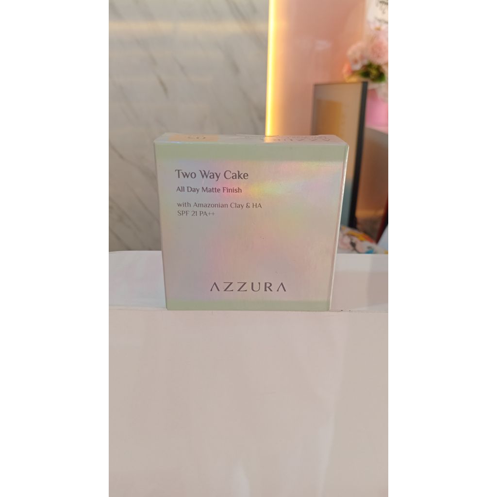 Azzura two way cake