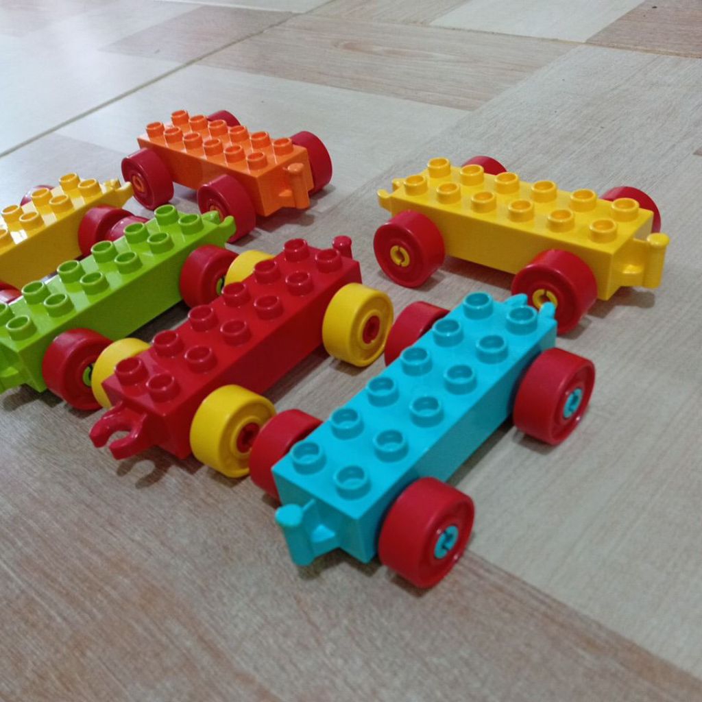 Lego duplo original base train