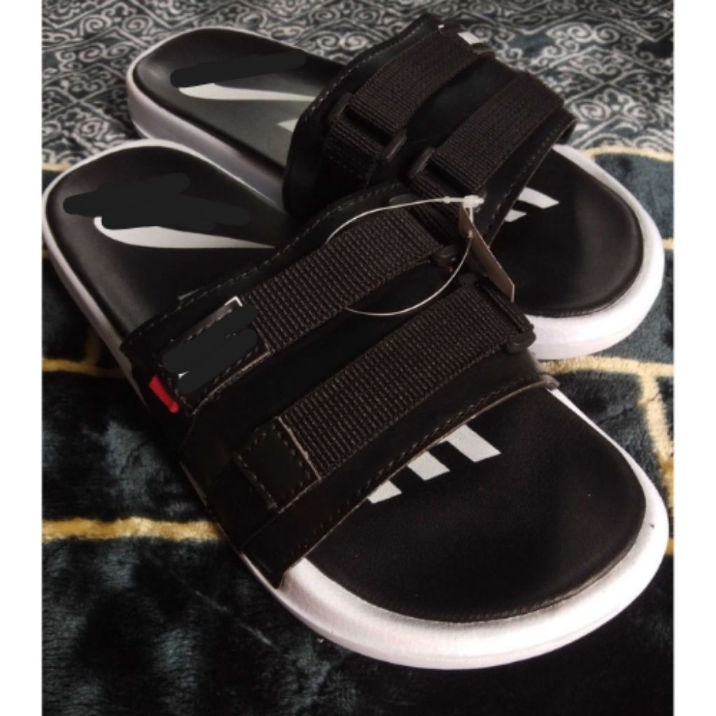 Sandal slop pria
