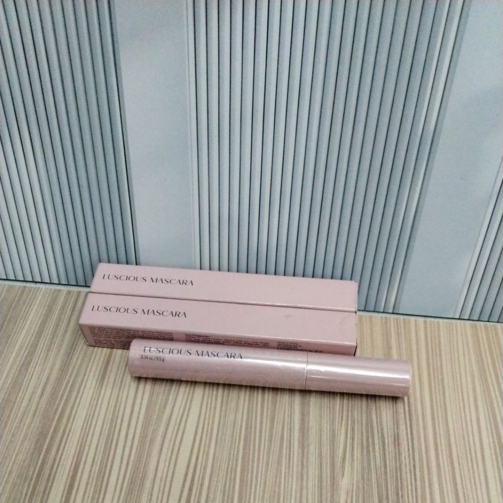 La Tulipe Luscious Mascara