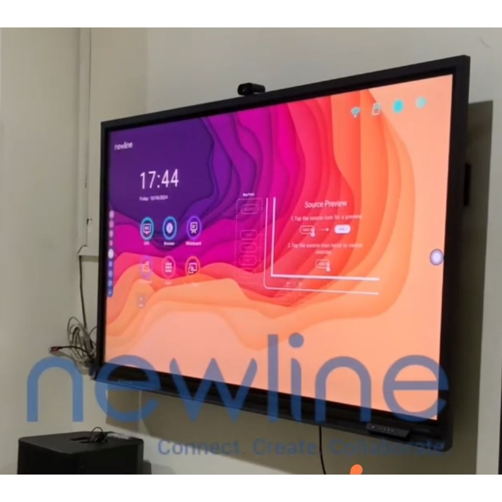 Newline interactive smartboard 86" Q series