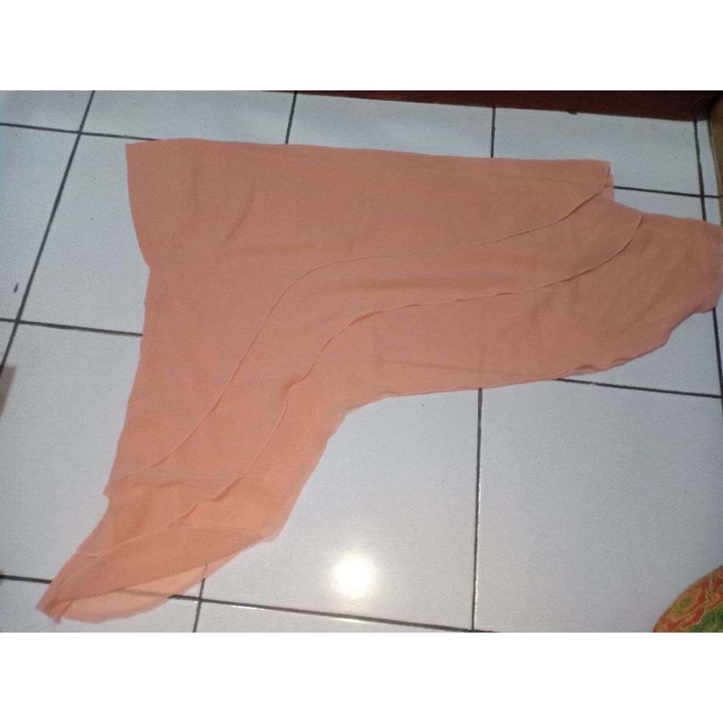 preloved hijab instan polos