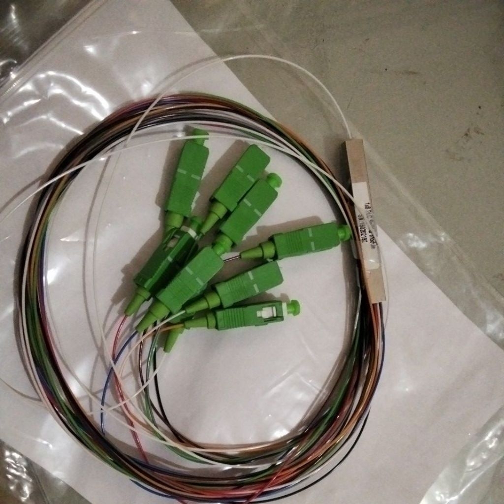 1 x 8 single mode PLC Splitter untuk Optic