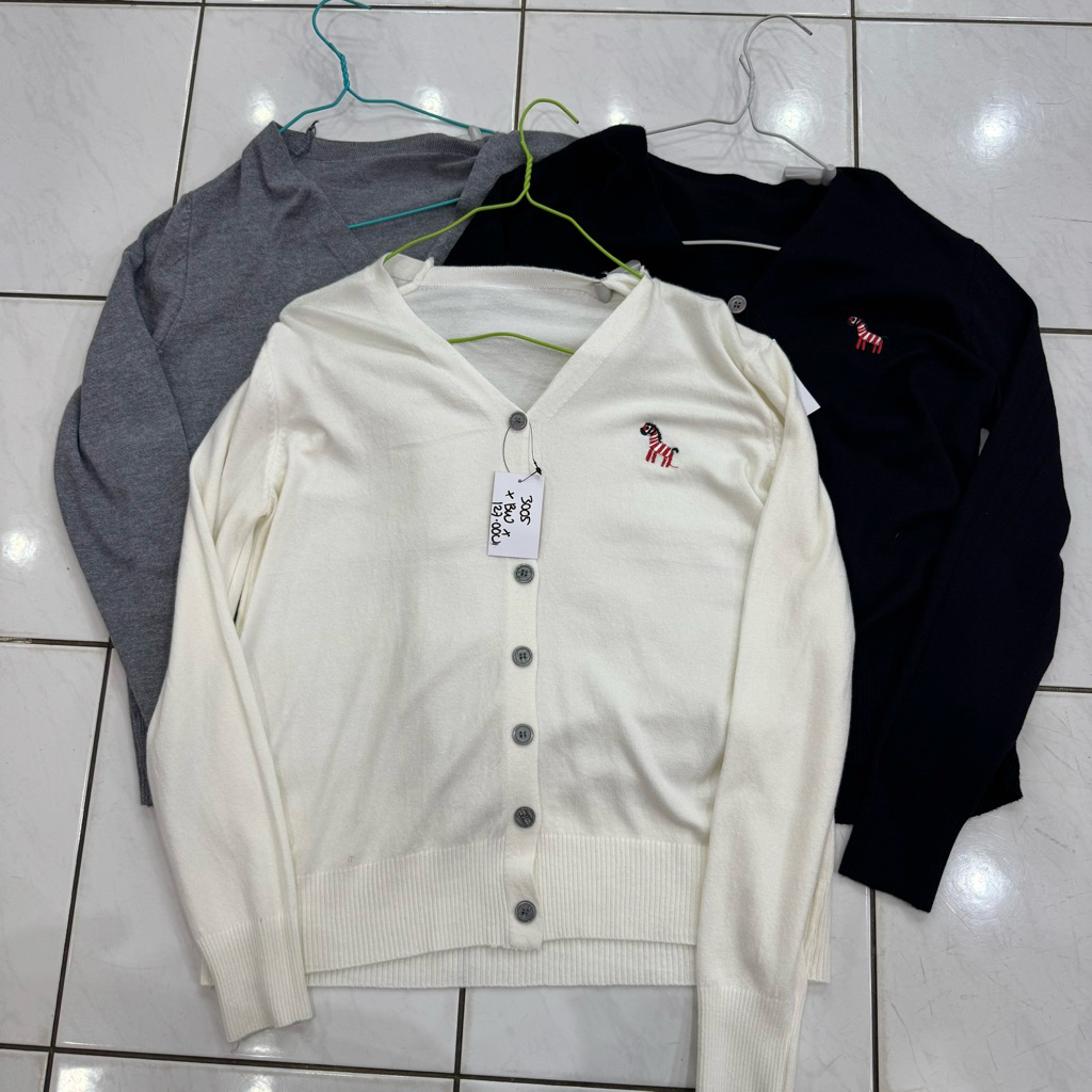 RAJUT 3005