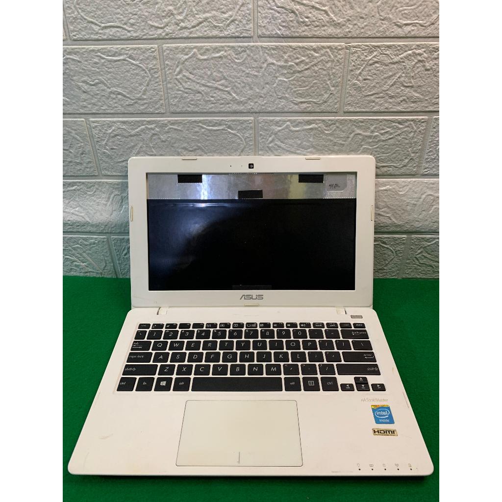 CASING LAPTOP ASUS X200M PUTIH