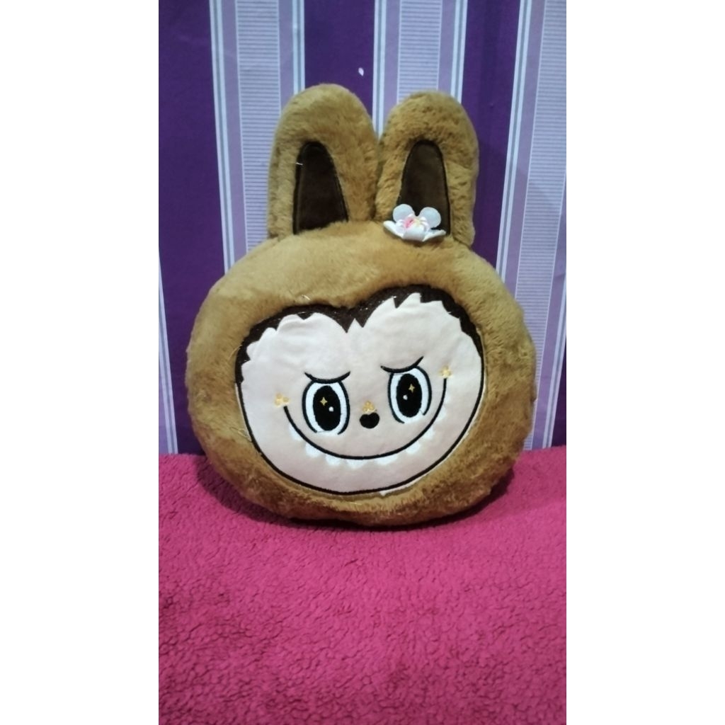 boneka bantal