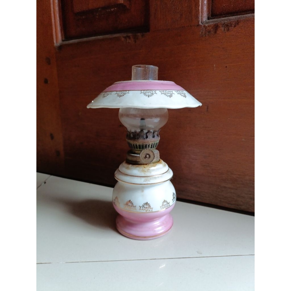 Lampu antik