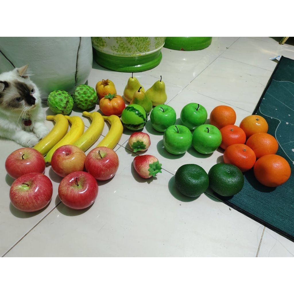 buah imitasi