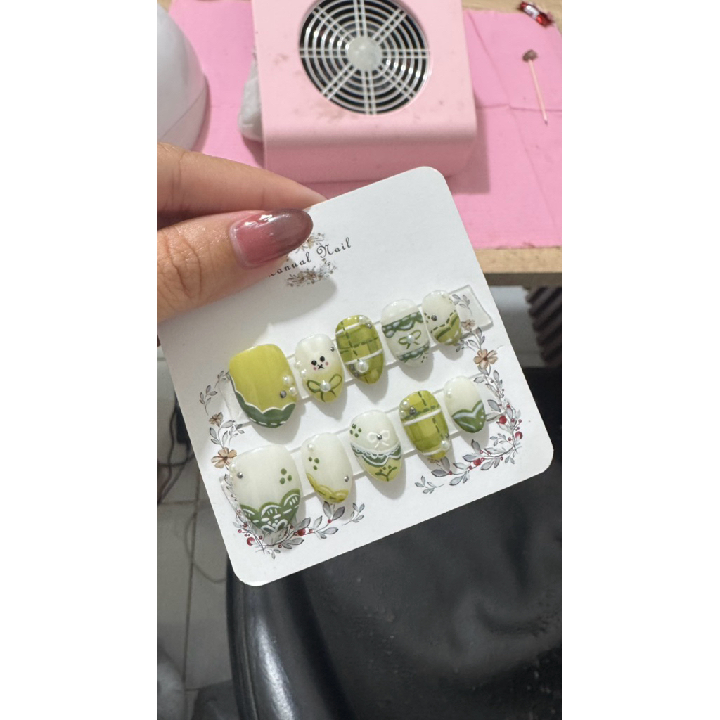fake nails/kuku palsu