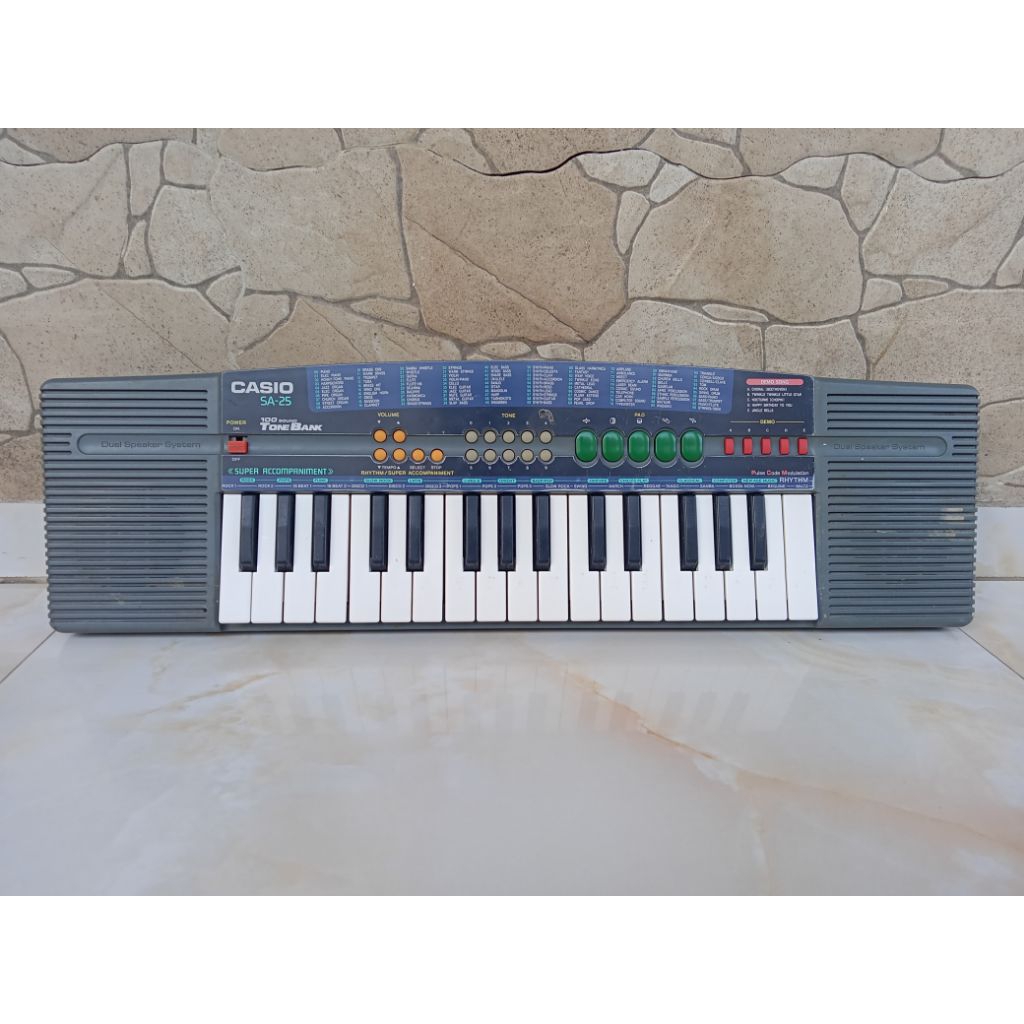 Piano CASIO SA25