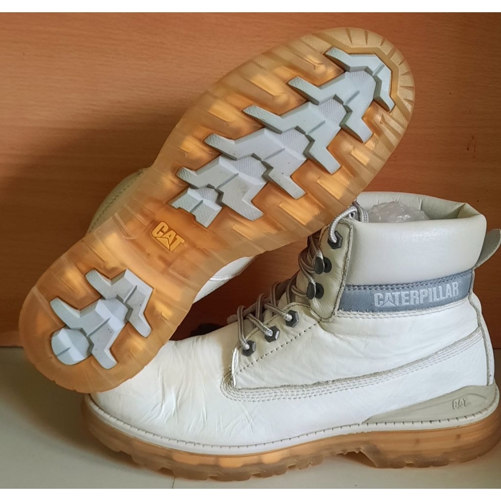 Sepatu Caterpillar 41