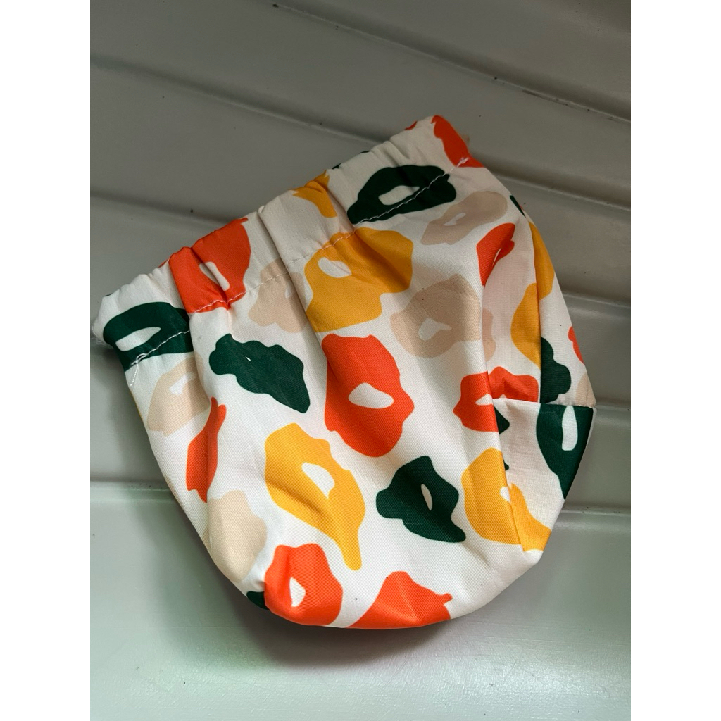POUCH Motif Lucu
