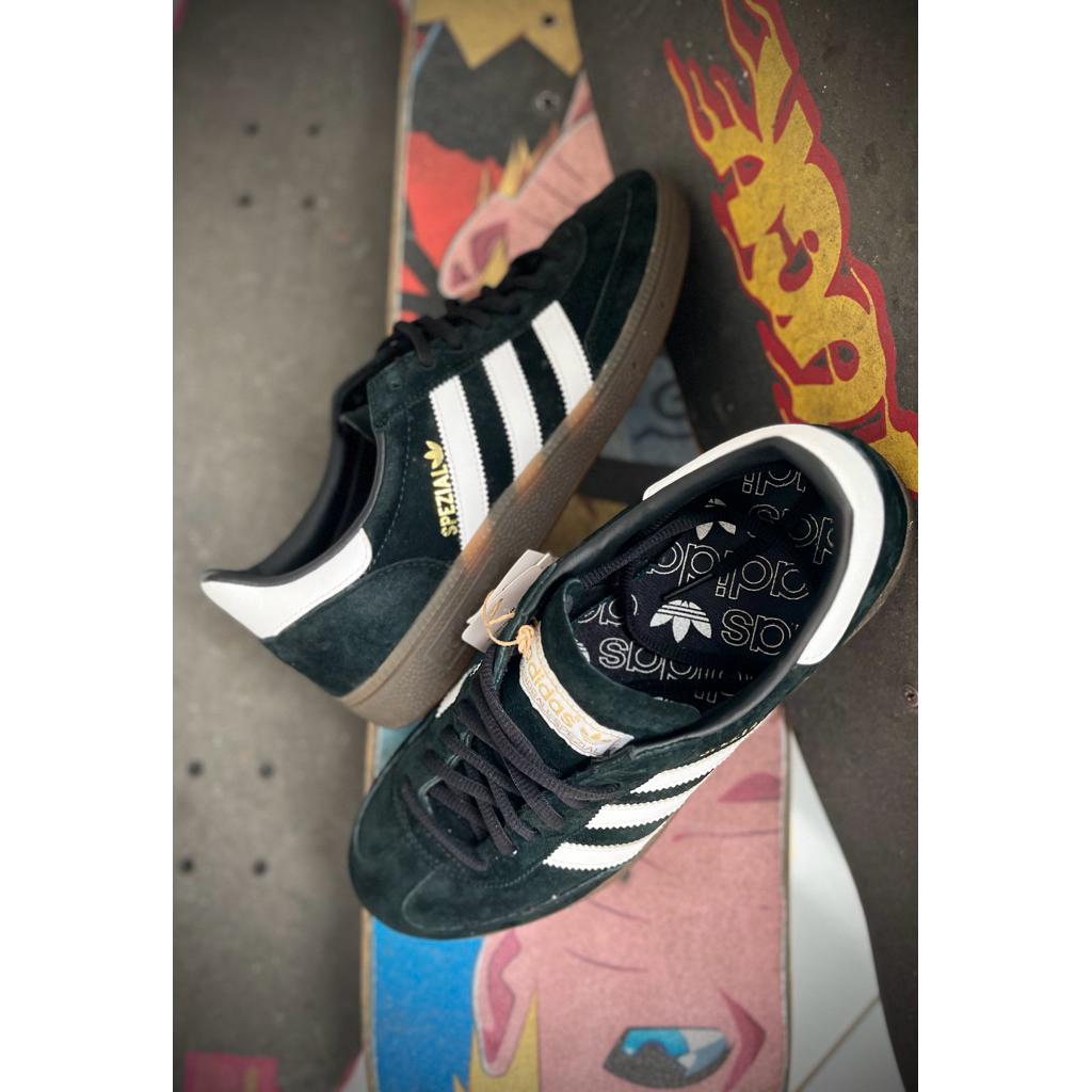 Adidas  black white