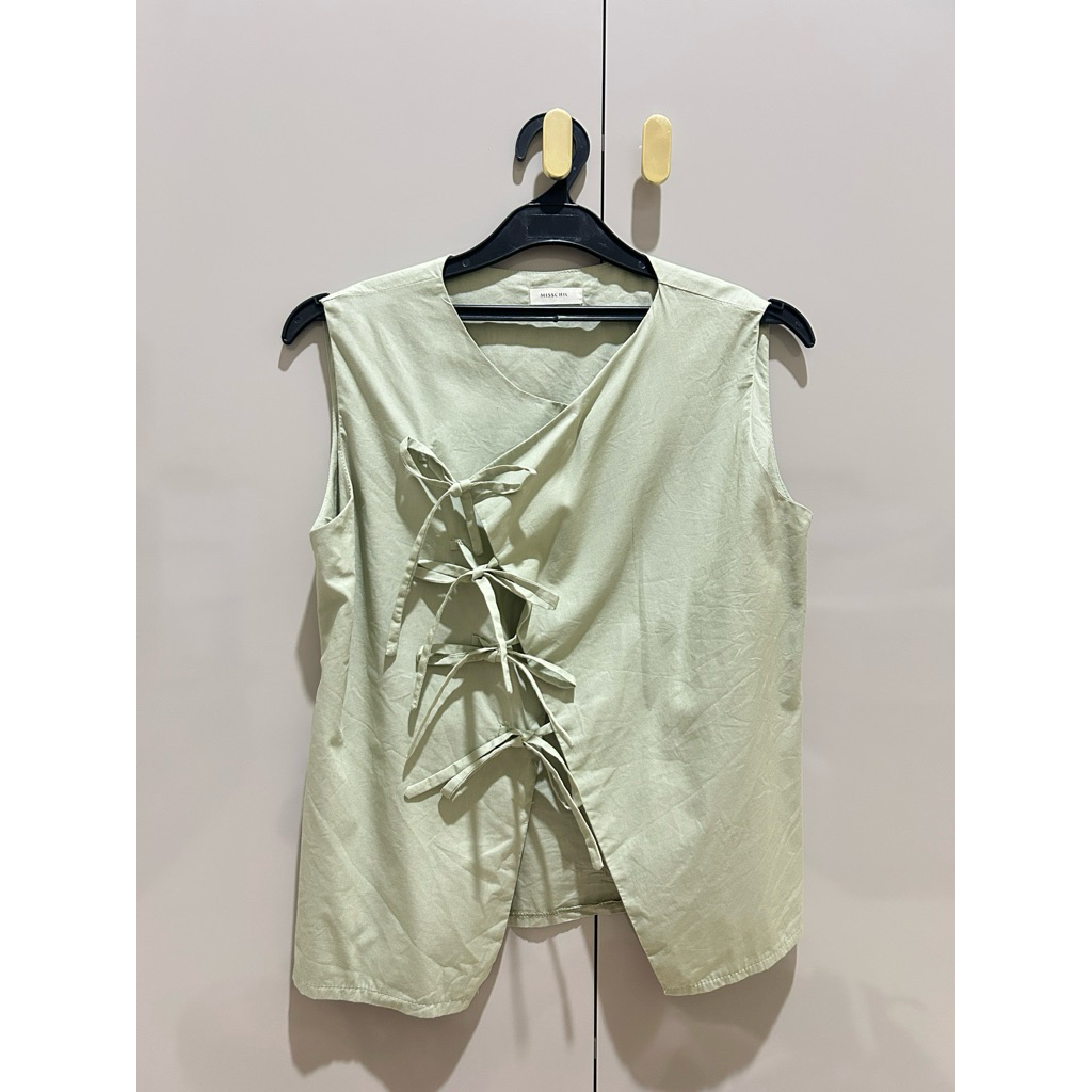 Preloved Top