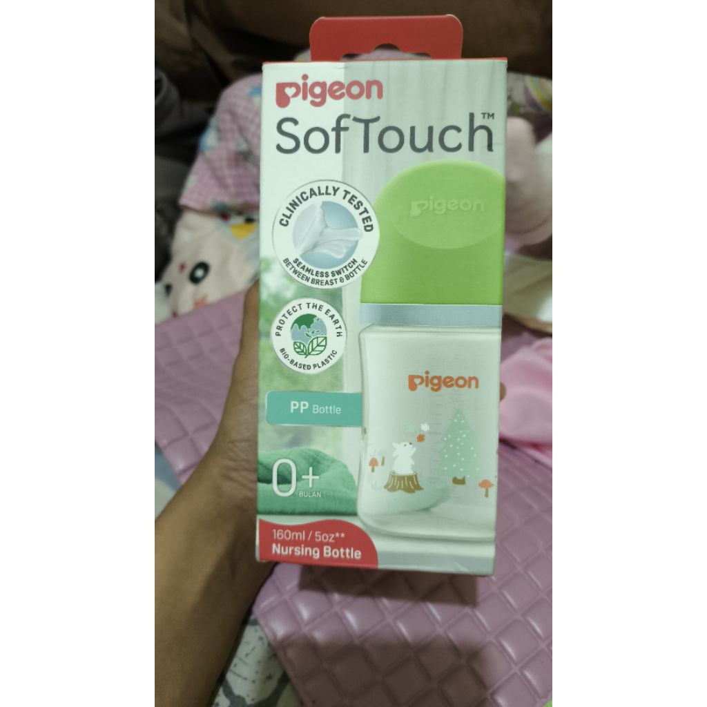 Botol dot pigeon sofTouch