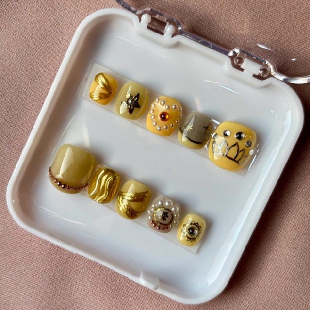 Press On Nails Yellow Princess