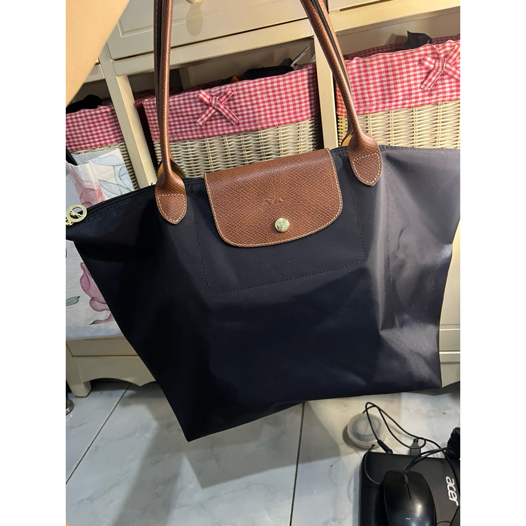LC Large Black preloved