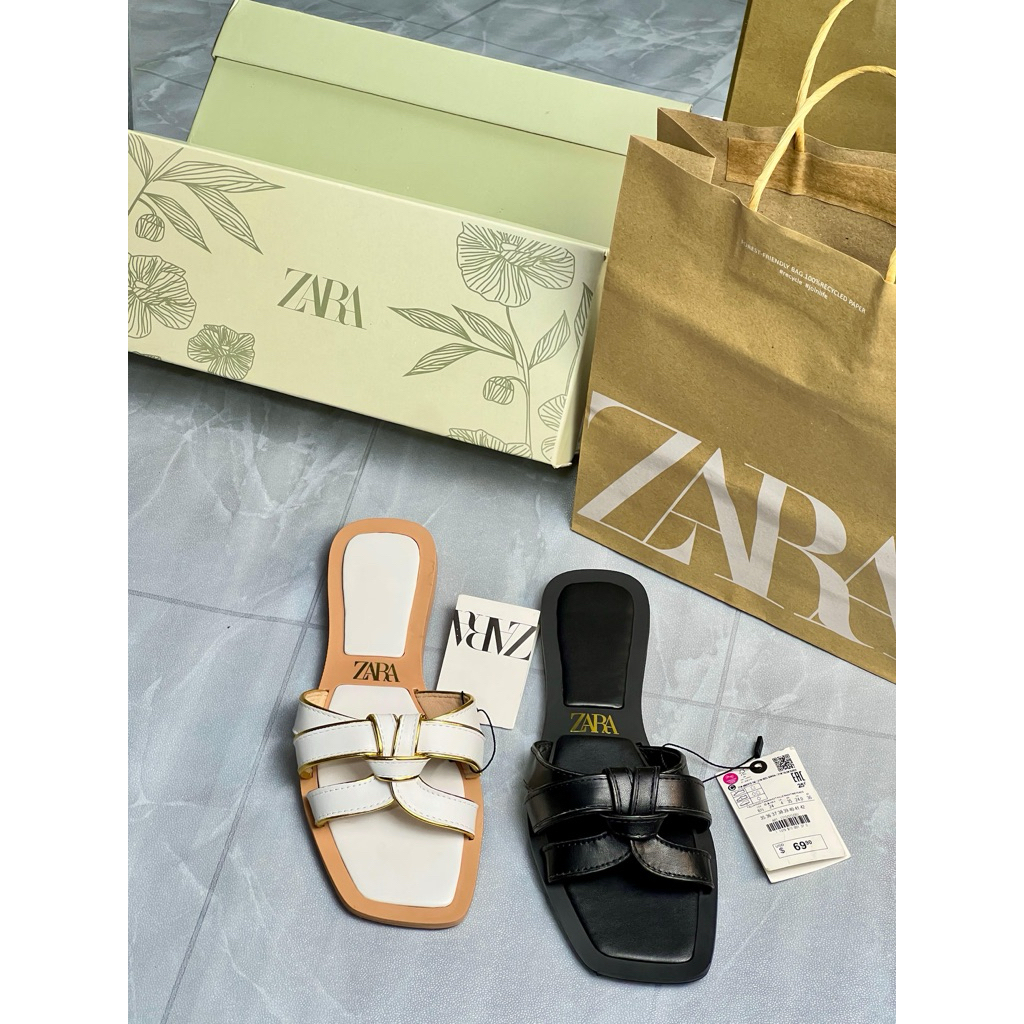 Sandal wanita