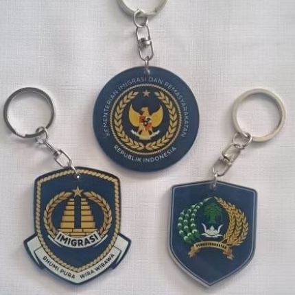 GANTUNGAN KUNCI AKRELIK