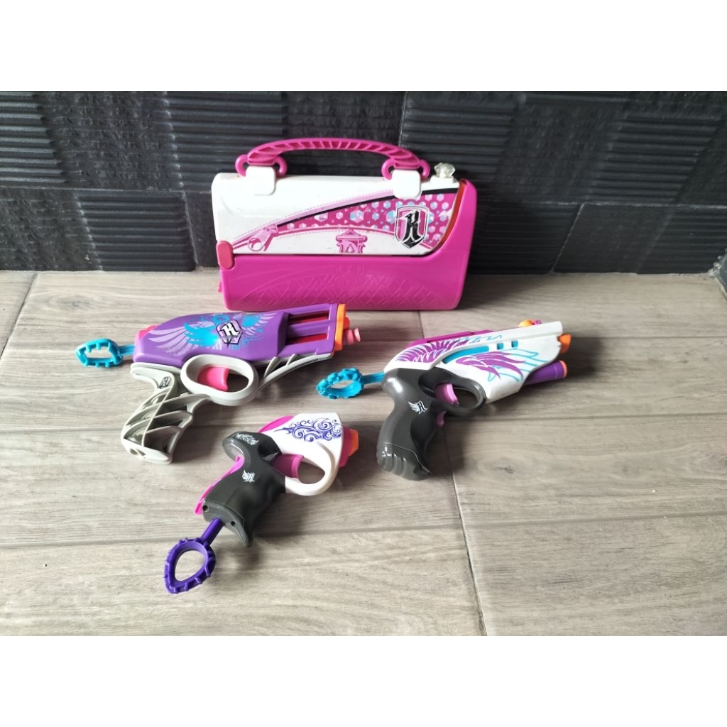 Take all Nerf Rebelle