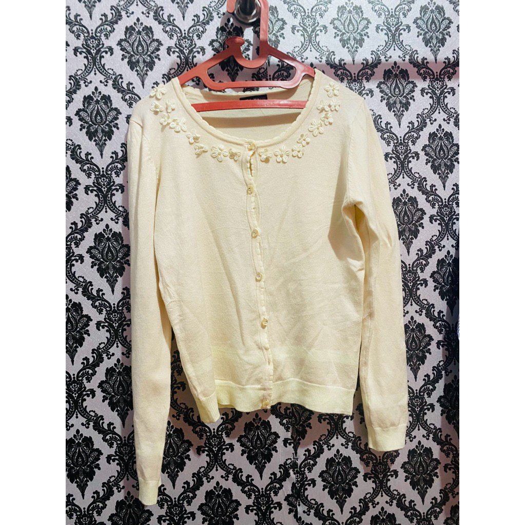cardigan bordir bunga