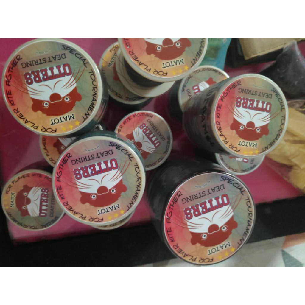 Gelasan Otters Dead String Gold