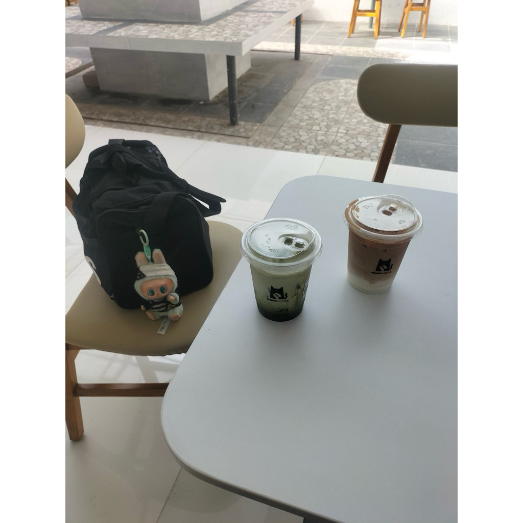 Tumbler dan Boneka