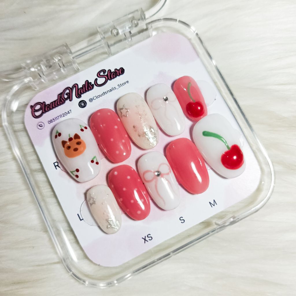 CUSTOM PRESS ON NAILS [BOOKED]