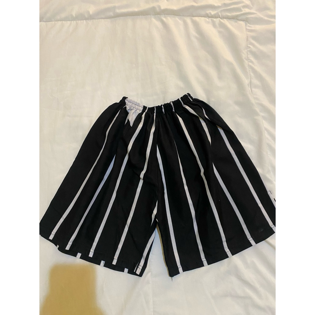 celana pendek - pants