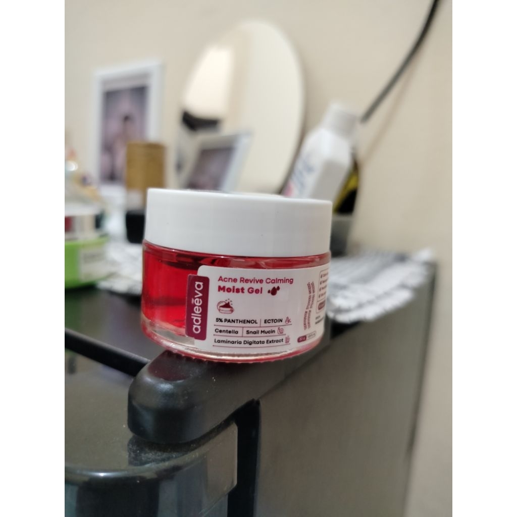 revive moist calming gel-Adleeva