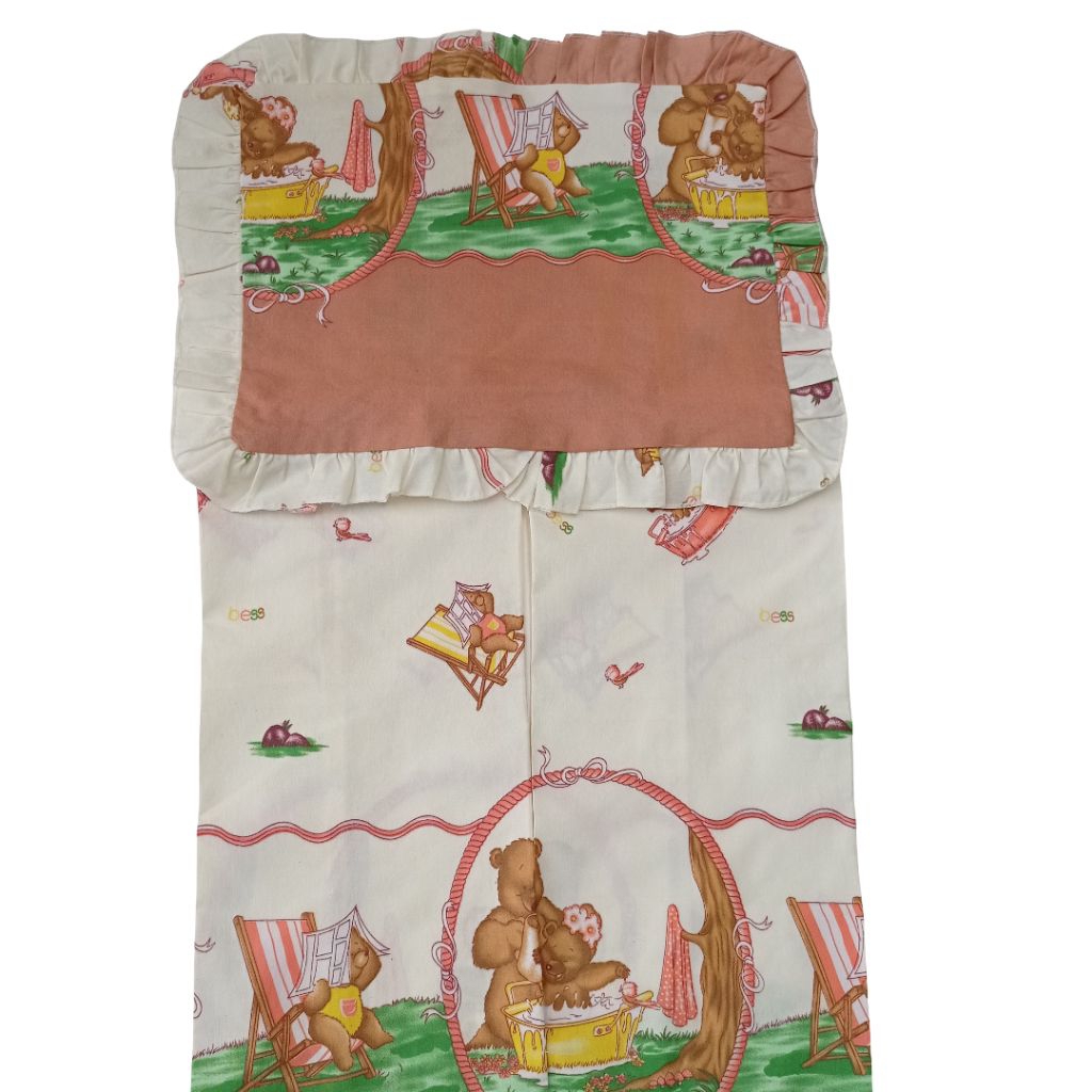 Sarung Bantal Guling Bayi