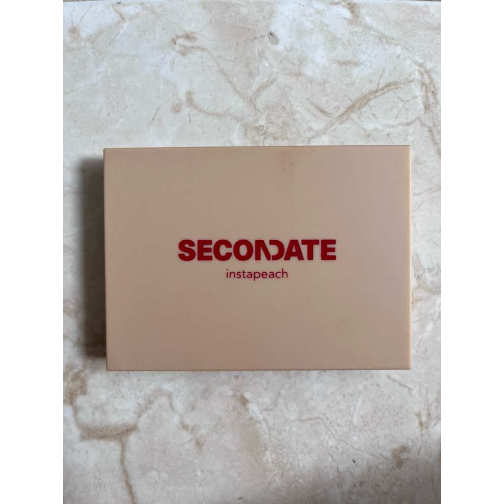 Secondate Peach Eyeshadow Pallete