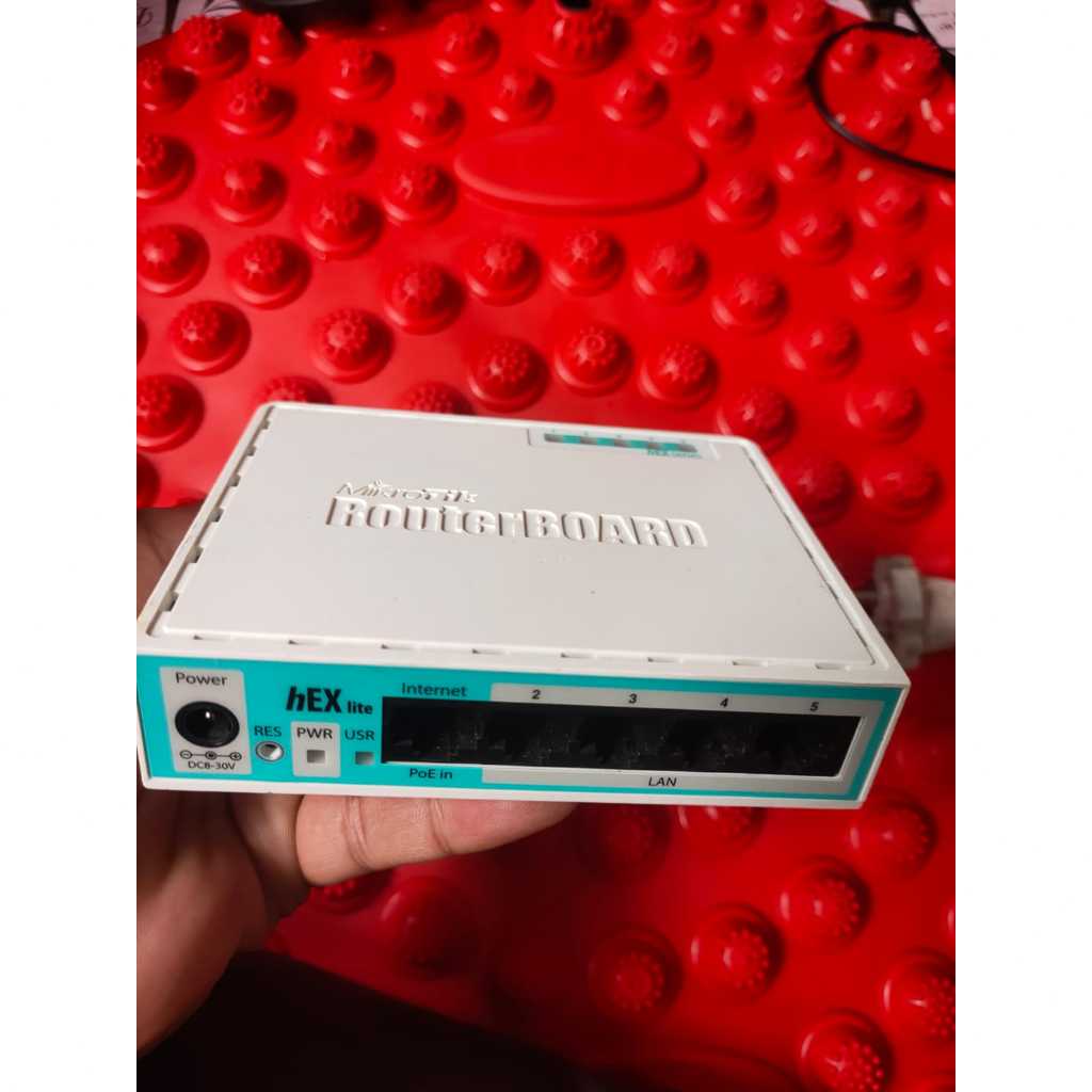 mikrotik Rb750r2