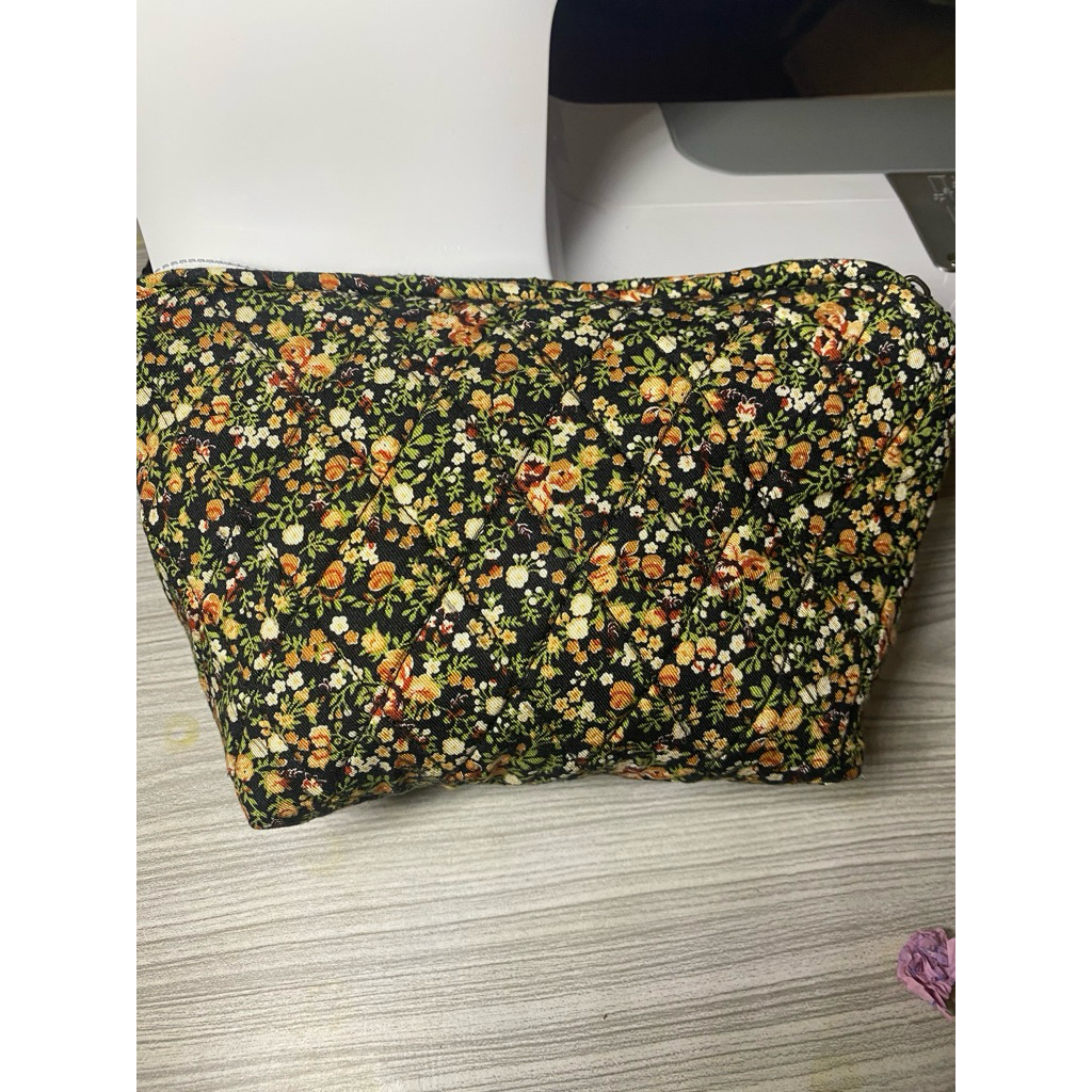 pouch make up