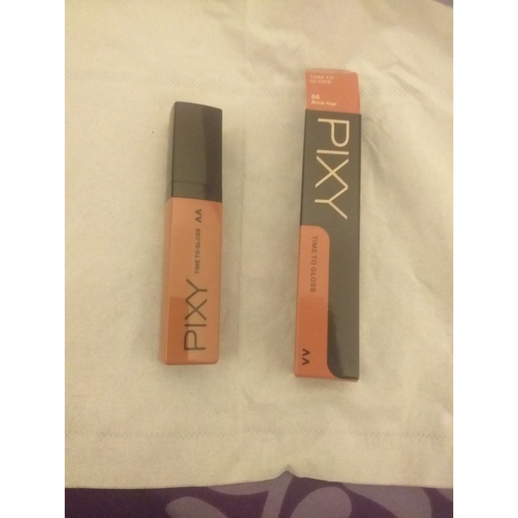 pixy lip gloss