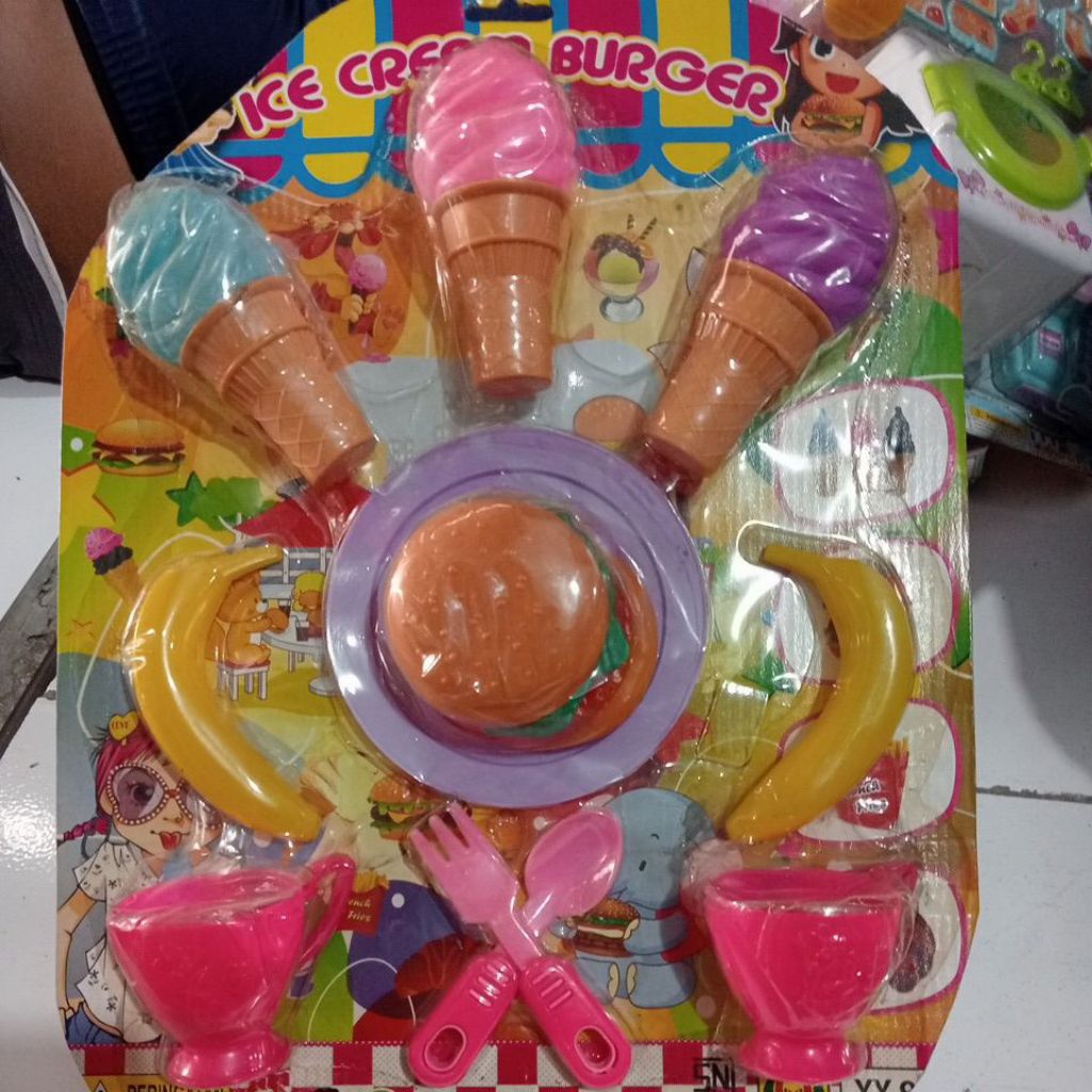 mainan ed krim dan burger