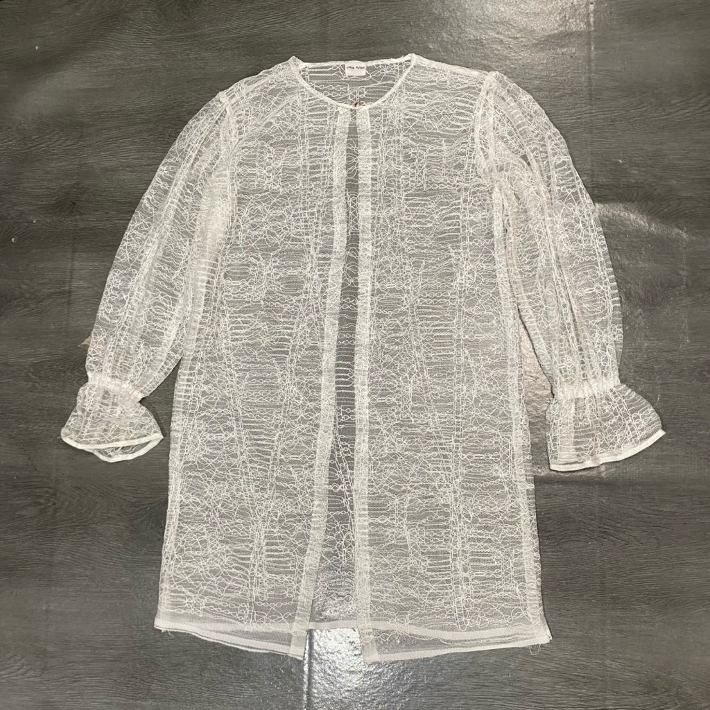 OUTER BROKAT white
