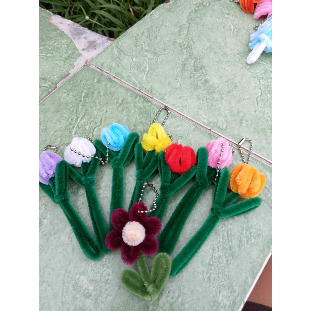 Bag Charm Kawat Bulu Bunga