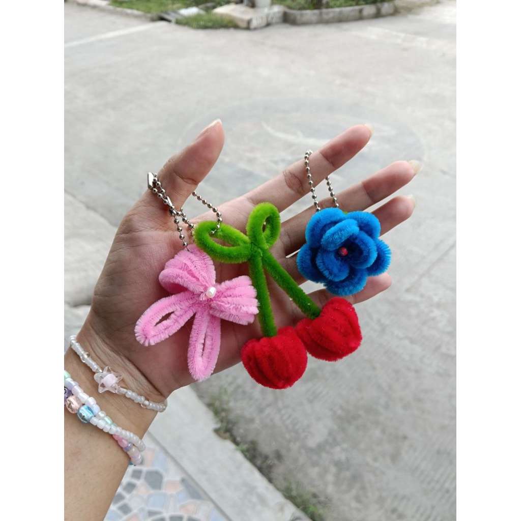 [FLUFFY BLOOMIES] VELVET KEYCHAIN