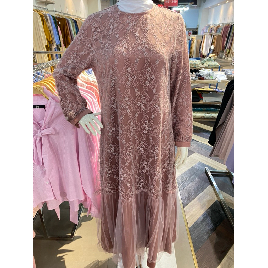 GAMISBROKATTULLE_BOMBSALE