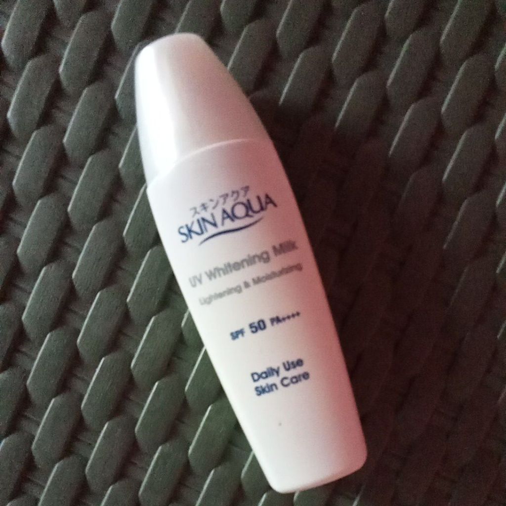 susncreen SKIN AQUA