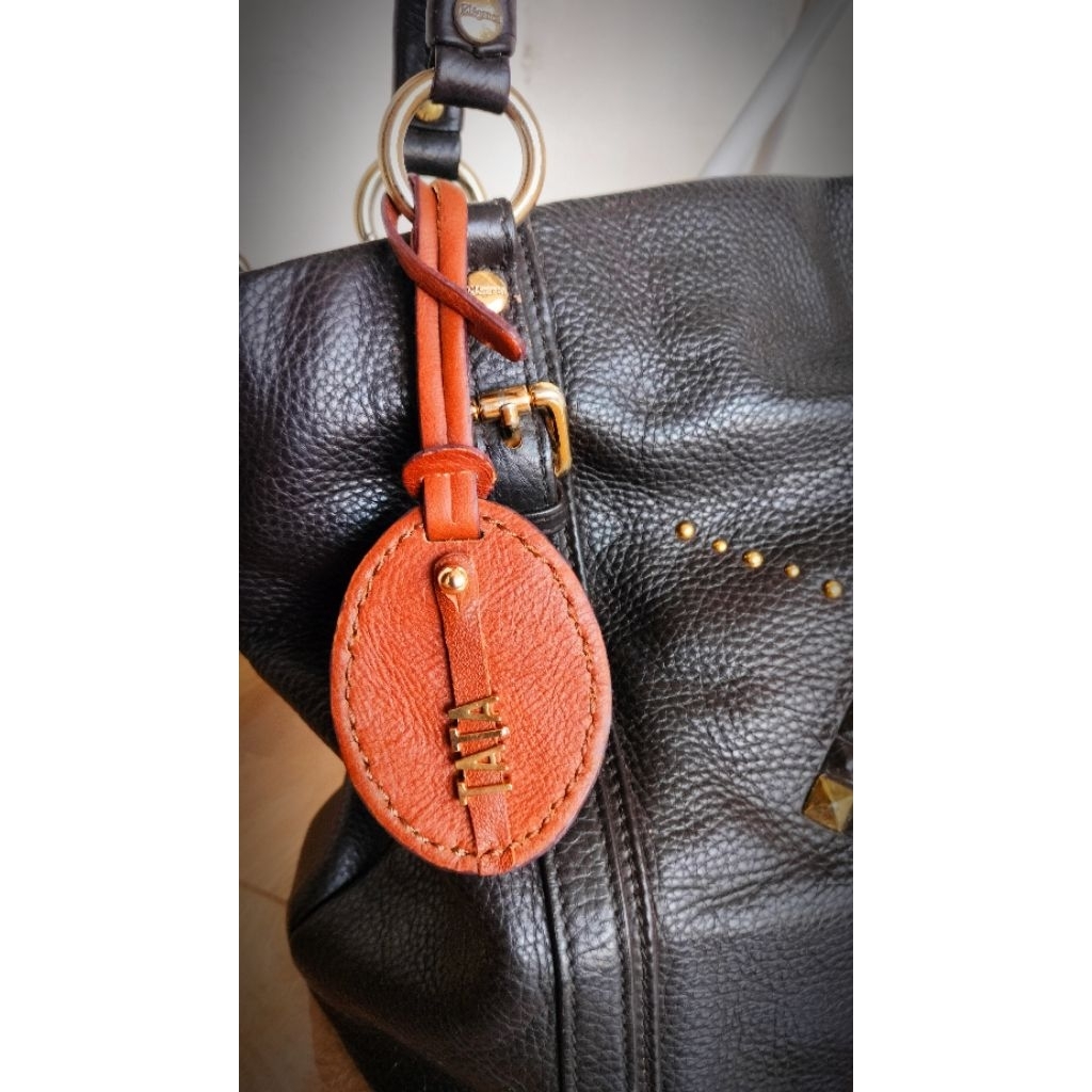 Bagtag Inisial charm model 3