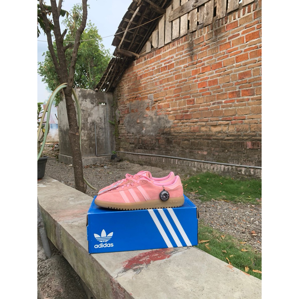 glow pink new