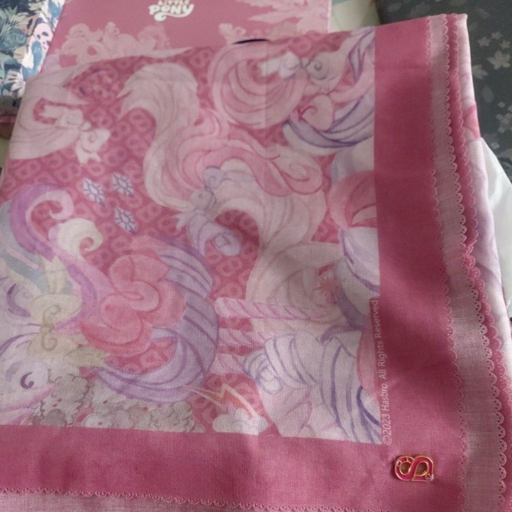 Buttonscarves preloved Bundling