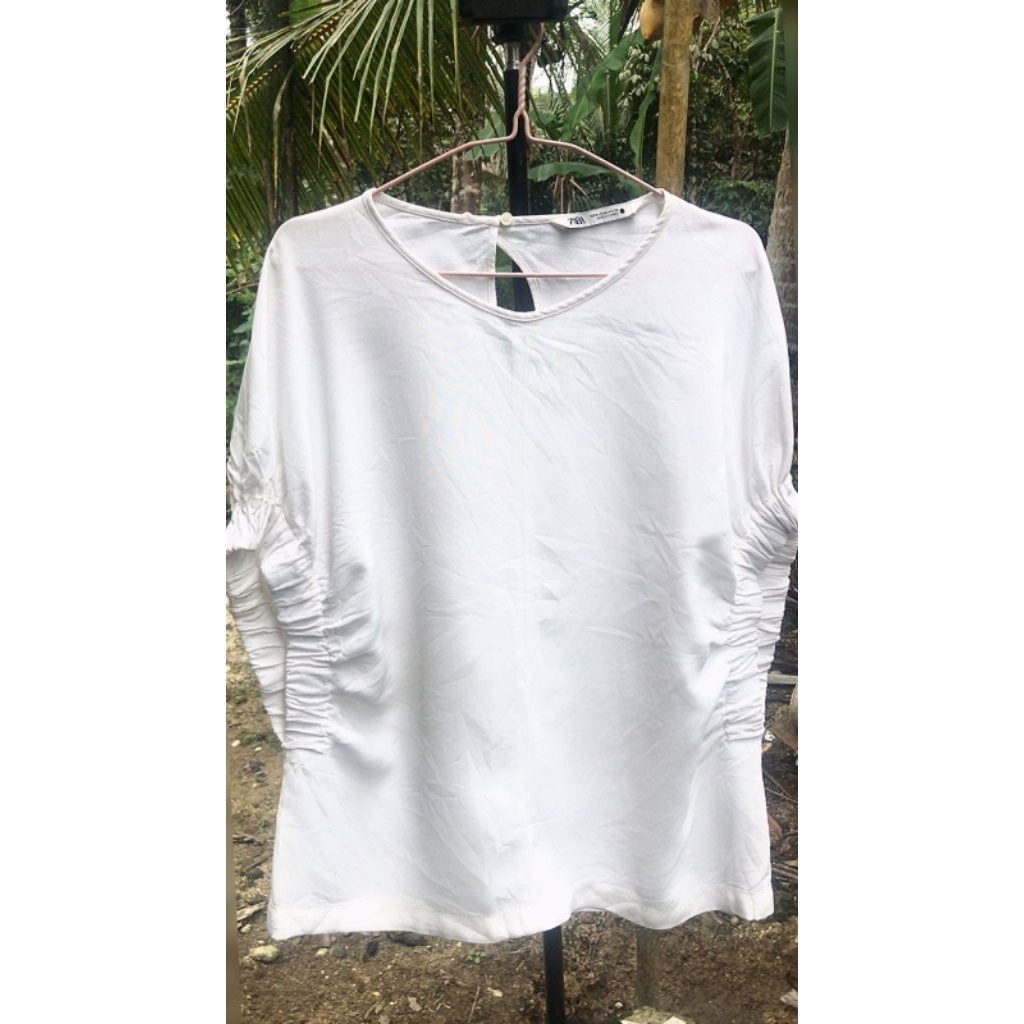 Preloved Blouse White