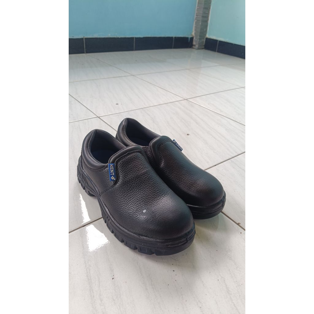 sepatu safety